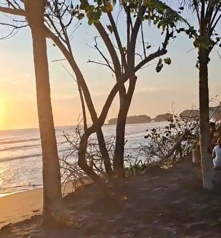 Pantai klecung